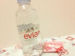 ただの水じゃない。ハイセンス極めたevianの限定デザイナーズボトル2017発売