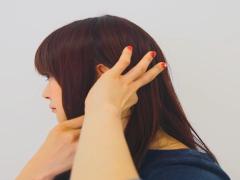 適度な抜け感がポイント！外国人風ラフなまとめ髪を簡単につくる方法