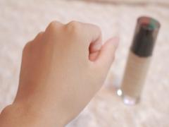 もちふわ、ちゅるんっの良いとこ取り♡セミマット肌になれるリキッドファンデ4選