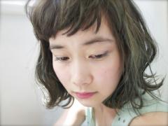 試してほしい髪色No.1のグリーン系アッシュ♡魅力アップすること間違いなし！