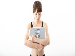 食べてないのになぜ太る？生理と体重増加の関係とは？