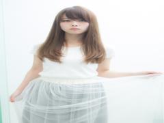 セミロングのストレートで男ウケ抜群♡圧倒的な好印象を独り占め！