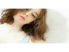 ヘアケア&amp;スタイリングで作るツヤ髪。センシュアルな女性に♡