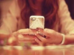 「ダルメシアン」から「お月見」まで！秋の柄ネイル特集