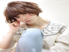 うねりやすい髪どうする？アレンジやスタイルを工夫して簡単おしゃれに