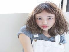 今ミディアムが可愛すぎる♡ヘアスタイル迷子さんに勧めるイメチェン術