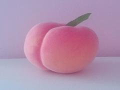 ＜9/7~＞いよいよ全国で販売開始。ほんのりピンクの三角ももクリームパイ♡