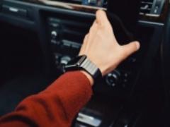 ドライブ中にされたら、女子がキュンときちゃう男子の振る舞い6選