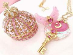 指先から甘い雰囲気に。思わず見とれちゃう♡とっておきのガーリーネイル15選