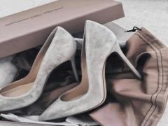 しっとり上品な雰囲気に♡秋色の映える「グレーネイル」で手元も秋に衣替え