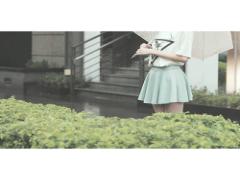 雨のち、髪ぼさぼさ。”三つ編みお団子”のまとめ髪で1日スタイルキープして♡