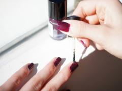 指先で、季節を遊ぶ。「質感」で魅せるA/W注目の秋冬ネイル3選