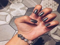 パウダーでネイルが完成？インスタで話題のミラーネイルのやり方＆デザイン