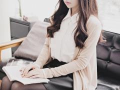 オフィスでも、爪までこだわりたい。そんなあなたにおすすめのオフィスネイル集