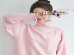 長袖からちらっと華やかな指先を♡2016秋大注目'花柄ネイル'カタログ