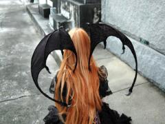 合言葉はTrick or Treat！お菓子を纏った甘い指先でイタズラしちゃうぞ♡