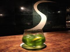 渋谷のバーでちょい飲み。今日を頑張った自分にご褒美の1杯を