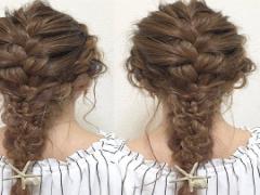 秋、ダークトーンに髪色シフト。“暗髪でも抜け感たっぷり”を叶えるヘアアレンジ20days