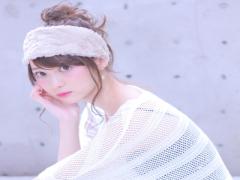 動画付きでぶきっちょ卒業！3大アイテムで魅せるミディアムヘアアレンジ集