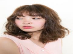 小顔効果も！伸ばしかけミディアムはデジタルパーマで楽チンに