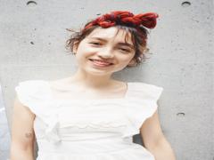 スカーフ1枚でお洒落上級者。真似してみたい、簡単ナチュラルヘアアレンジ