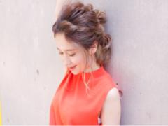 ミディアムヘアのまとめ髪は「簡単可愛い」が大正義♡