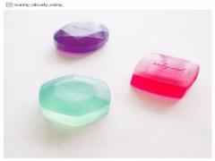 【レトロコスメ】宝石みたいな石鹸「ホネケーキ」の泡パックでつるもち肌に