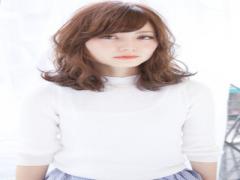 隙のある可愛さがポイント♡くせ毛風アレンジで自然な色気を手に入れよう