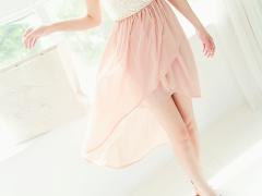 進化を恐れない女に。1年前のコーデにプラスワン美容で、キレイをアップデート作戦