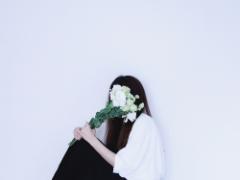 花束に添えたい感謝の形。両親の結婚記念日に贈る「ちょっと良いモノ」5選
