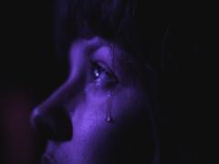「まだ好きなの」が伝わってどうしよう。失恋したての友達に贈りたい、言葉の処方箋