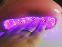 45秒で完成！苦痛知らずなHOMEIのコンパクトジェルライトが便利ってウワサ♡