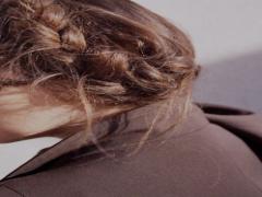 若いのに「老け髪」に？ブス頭皮を生む10の習慣と脱出するための5つの方法