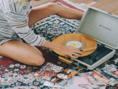 音楽好きな彼女の深夜のお散歩。きっと何度も見たくなる音楽映画 Best3