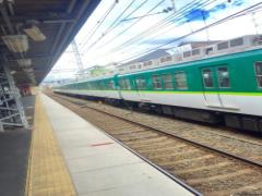 嗚呼、ユウウツな満員電車。苦痛▷有意義な通勤時間にするための4つのアイディア