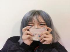 定番デザインもちょっぴり違う？IGで見つけた韓国の冬ネイル15選