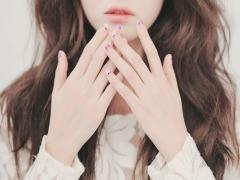 お肌のくすみが気になるの。原因別の解決法でちゅるんと美白を叶えましょう♡