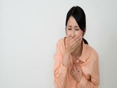 生理痛は腹痛だけじゃない!? 生理痛と吐き気の関係