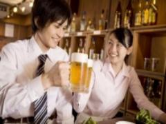 飲み会で男が惚れる女性の気遣い4つ