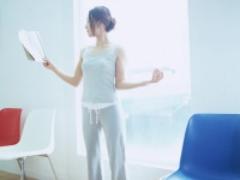 丸顔さんも面長さんも失敗なし！ キレイにチークを入れるワザ