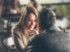 やっぱり“出会い”!? 恋愛において「もっとも大事だと思うタイミング」14