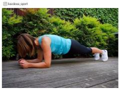 「プランク」が地味にスゴイ！1ポーズがもたらすダイエット効果