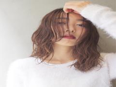 2016秋メイクトレンド勝負？！深みある赤VS素の色気漂うヌーディー