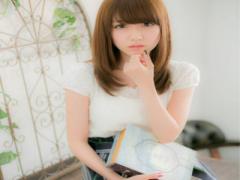 モテ要素がいっぱい！男ウケ抜群のストレートなセミロング♪