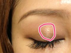 不器用でもできます。アイシャドウで簡単に立体eyeをつくる5つのヒント