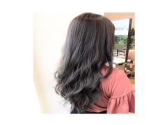 マフラー×巻き髪＝モテ女度120％！ふわっと溢れだす冬の巻き髪スタイル♡