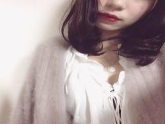 憂鬱な伸ばしかけミディさんへ。ロングへの道のりを楽しめるミディアムスタイル集