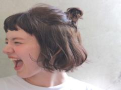 かんたん髪留めアレンジで。ヘアスタイルも毎日着替えましょう♪