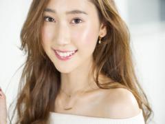 「なんだか色っぽい」は計算済み。CHICCAでつくる冬のモテ艶メイク