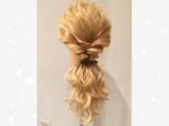 くるりんぱで作れる！帽子に似合う簡単ローポニテールアレンジ